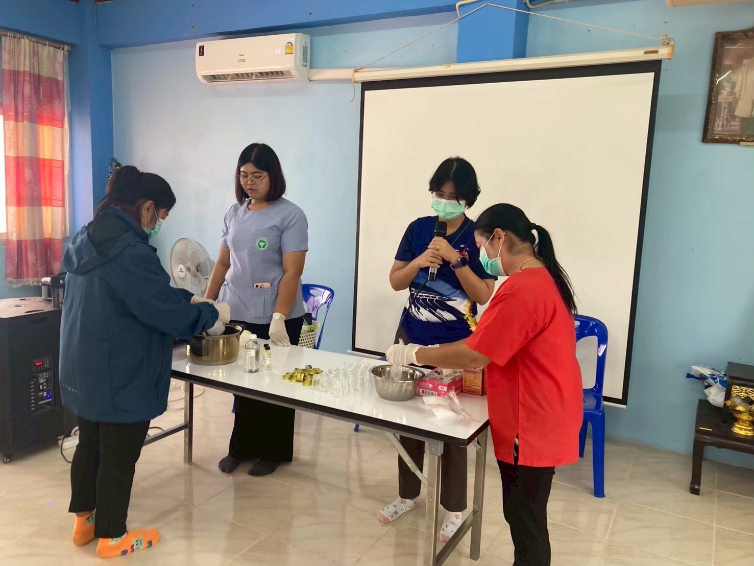 Workshop ยาดมสมุนไพรทำมือ